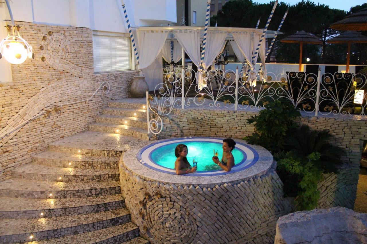 Milton Hotel 4*