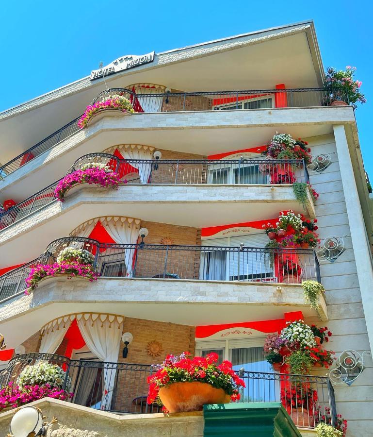 Hotel Milton